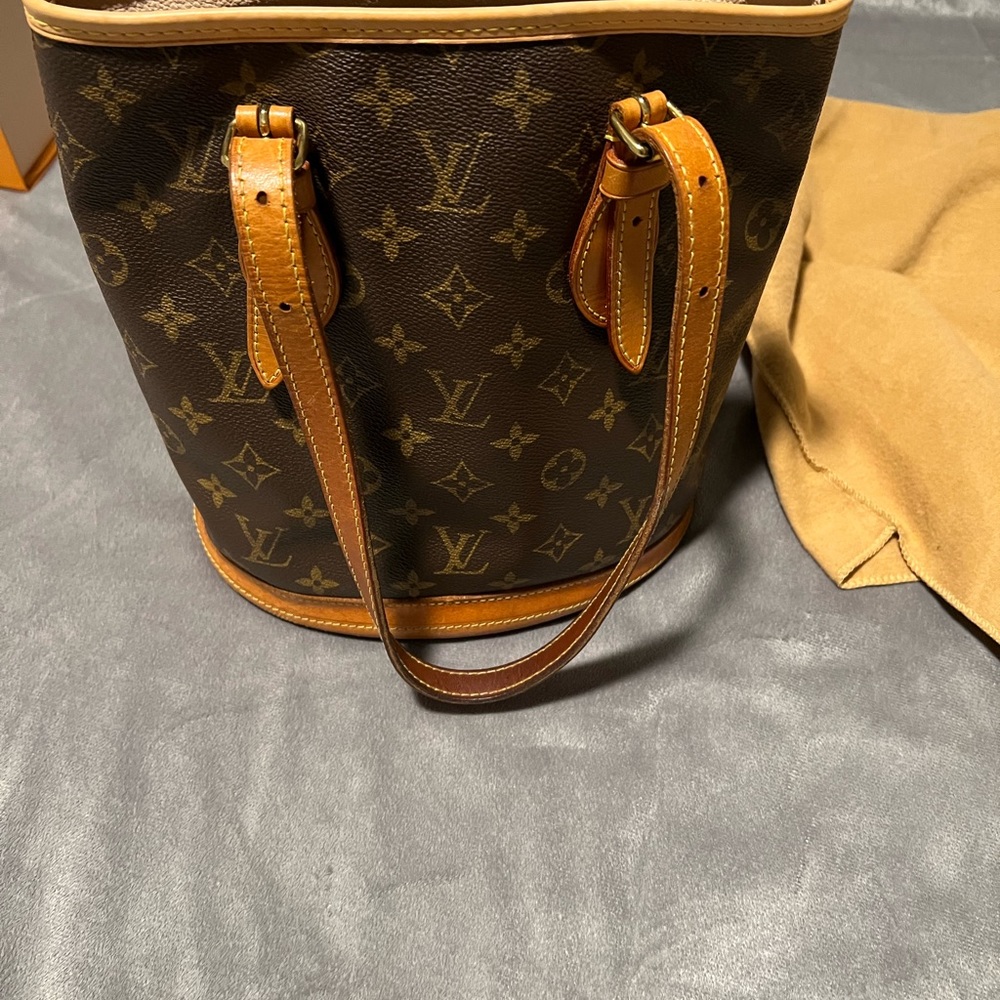 🤎💎Louis Vuitton vintage Bucket Bag 💎🤎